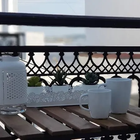 Camara House, Nyaraló *