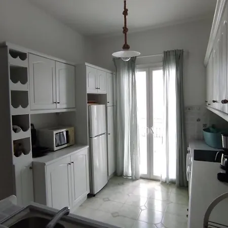 Camara House, Dom wakacyjny Andiparos